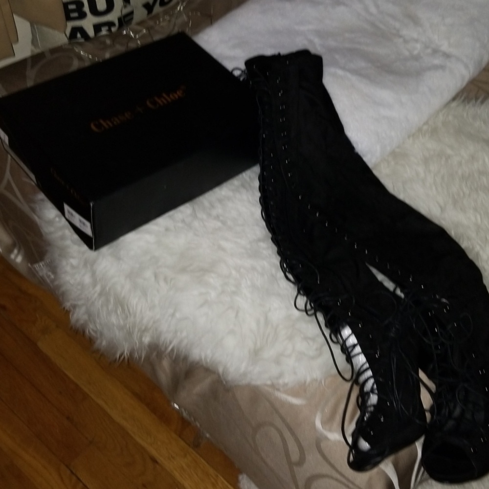 Over The knee tie up boots with peep toe